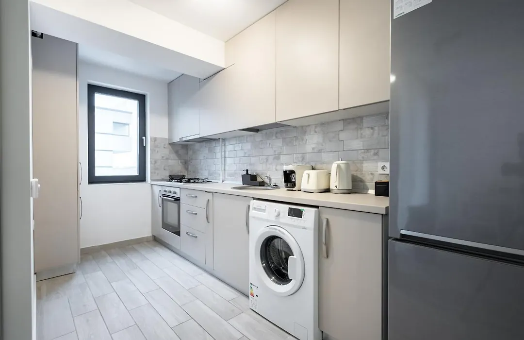 Kondo 9 - Stylish Studio In Roka Residence-1