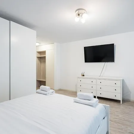 Kondo 9 - Stylish Studio In Roka Residence-3